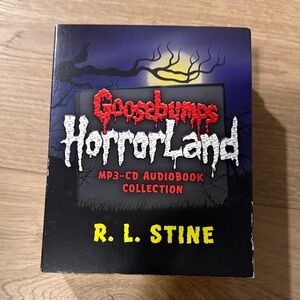 Goosebumps HorrorLand MP3-CD Audiobook Collection - R.L. Stine - Black/Purple